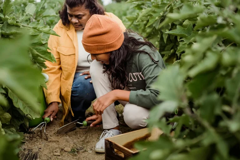 Engaging Kids with Creative Garden Projects